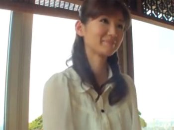 普段は真面目に主婦として生活しているのに火遊びパコにドハマリした美人妻素人人妻ぶっかけのア...