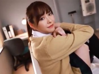 アイドル超えのルックスを持つS級美少女と禁断の保健室パコ女子校生美少女ぶっかけのアダルト動画