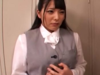 ミスを帳消しにする代わりに性奉仕を強要されフェラ抜きする美少女OL美少女OLフェラのアダルト動画