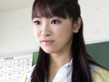 配属された学校でパワハラを受けてレイプされちゃう美人な教育実習女教師顔射レイプのエロ動画