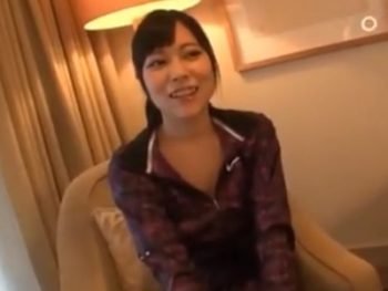 ジムで見つけた激カワ素人娘をインタビューと称してホテル連れ込み→パコ成功ｗ巨乳素人美少女ナンパのアダルトエロ動画