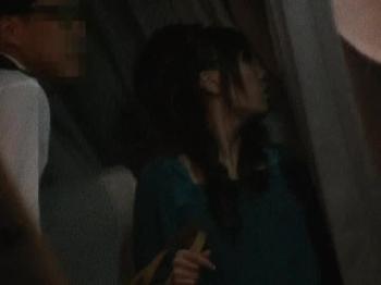逃げ場の無い夜行バスで痴漢する鬼畜レイプ魔！巨乳イラマチオのアダルト動画
