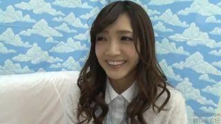 ずっと笑顔だったお姉さんがチンポ挿入された瞬間に豹変して乱れまくる！素人顔射のアダルト動画