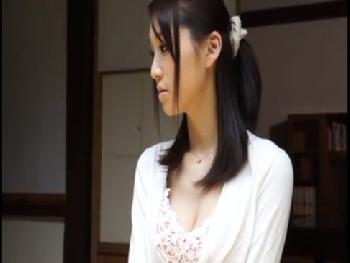 義父のチンポで激しく犯され美人妻がザーメンまみれ！巨乳顔射のアダルト動画