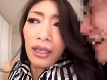 クソ餓鬼たちに強引に犯されてしまう巨乳の熟女妻！人妻レイプ乱交小早川怜子のアダルト動画