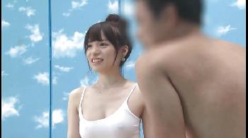 おっとり巨乳美少女JDがMM号で男友達に急接近されて‥！マッサージのアダルト動画