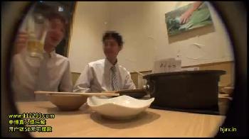 仲良しの巨乳素人2人組をナンパして持ち帰り乱交！美少女のアダルト動画