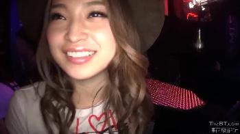 ガールズバーで働くギャルにお酒を飲ましてほろ酔いでノリセックス！巨乳素人お姉さん痴女中出しハメ撮りナンパ露出のアダルト動画