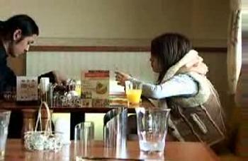 彼氏とのデート中なのに他人棒でキメ込む彼女！フェラ素人顔射のアダルト動画