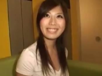 旦那の目を盗んで不倫相手とハメ撮り楽しむ不貞妻！素人痴女人妻のアダルト動画