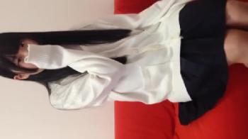 顔を必死に隠してるけどモロばれなスレンダーJKの中出し個撮！素人女子校生美少女ハメ撮りのアダルト動画