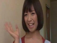 巨乳人妻の尾上若葉が近所のデカチンクソガキに中出しされて妊娠！！のアダルト動画