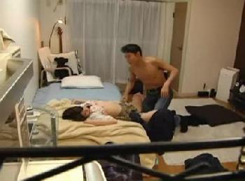 素人女子校生に媚薬を飲ませてレイプする鬼畜男！盗撮のアダルト動画