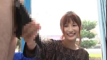 素人娘が膣奥までチンポをぶち込まれてしまいマジイキ！美少女お姉さんのアダルト動画