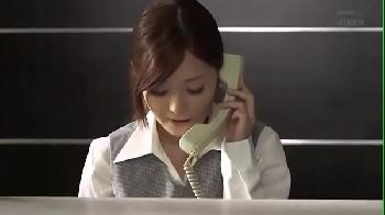 目を付けられた受付嬢が人がいない隙に襲われてしまう種付けレイプ！OL石原莉奈のアダルト動画