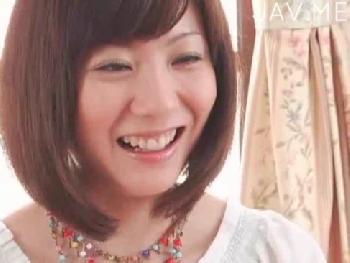 キッチンで濃厚エロSEXするノーパンの麻美ゆま！素人お姉さんフェラのアダルト動画