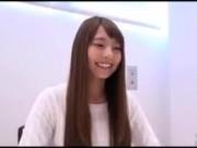 恥ずかしい格好で調教レイプされるパイパン童顔なJK！！女子校生美少女のアダルト動画