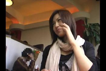 ホテルで暴れまくるようにハメるビッチな素人お姉さん！ハメ撮りのアダルト動画