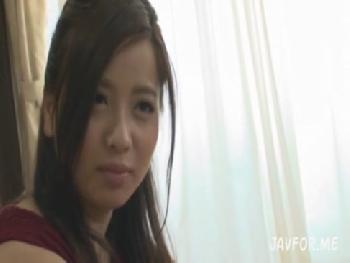 人妻の佐々木恋海がナンパしてきた男と中出しSEX！のアダルト動画