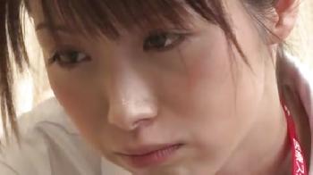 ドスケベナースが患者の勃起棒を手コキ＆フェラ抜き！お姉さん痴女看護婦のアダルト動画