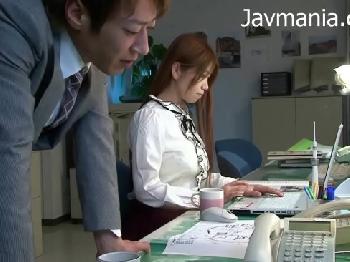 片思いしてる巨乳先輩OLを職場でレイプ！顔射のアダルト動画