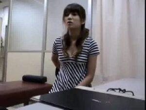 素人女子大生に挿入してぶっかけちゃった！中出しレイプのアダルト動画