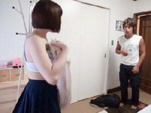 久々に実家に帰ったら…まさかの民泊施設に→ラッキースケベから中出し寝取りに発展！巨乳美少女人妻近親相姦かなで自由桂希ゆに黒崎潤のアダルト動画