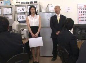 小さい頃から教師が夢だった教育学生が…生徒と同僚の性奴隷に！！レイプ乱交女教師潮吹き滝川か...