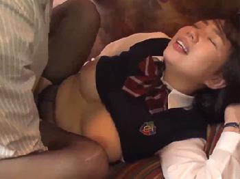 品行方正な女子校生が家庭教師に媚薬を飲まされ淫らに!!性的感度が抜群にいいカラダを痙攣させ潮吹きイキ！巨乳美少女フェラ顔射レイプのアダルト動画