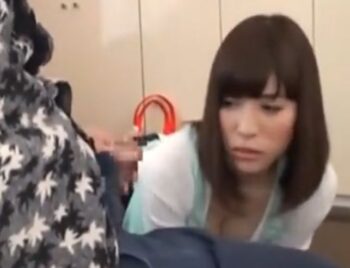 おチンポのお世話までしてくれる美人家政婦さん！お姉さん痴女中出しの無料AV動画