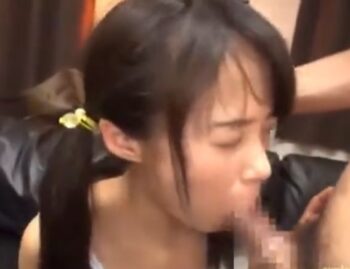 貧乳なガチ美少女2人を自宅連れ込みハメ調教する鬼畜！美少女ぶっかけ3Pのアダルト動画