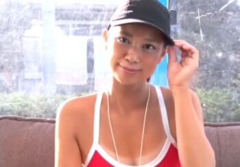 日焼け跡眩しい脳筋アスリート女子大生を言葉巧みに騙して挿入成功！素人お姉さんナンパマッサージのアダルトエロ動画