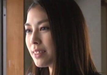 内見先のお部屋に二人きりという状況でレイプされる不動産屋のOL！顔射レイプのエロ動画